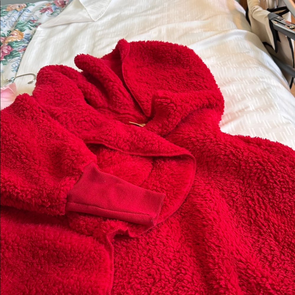 Cozy Red Sherpa Jacket Hooded - Picture 2 of 3